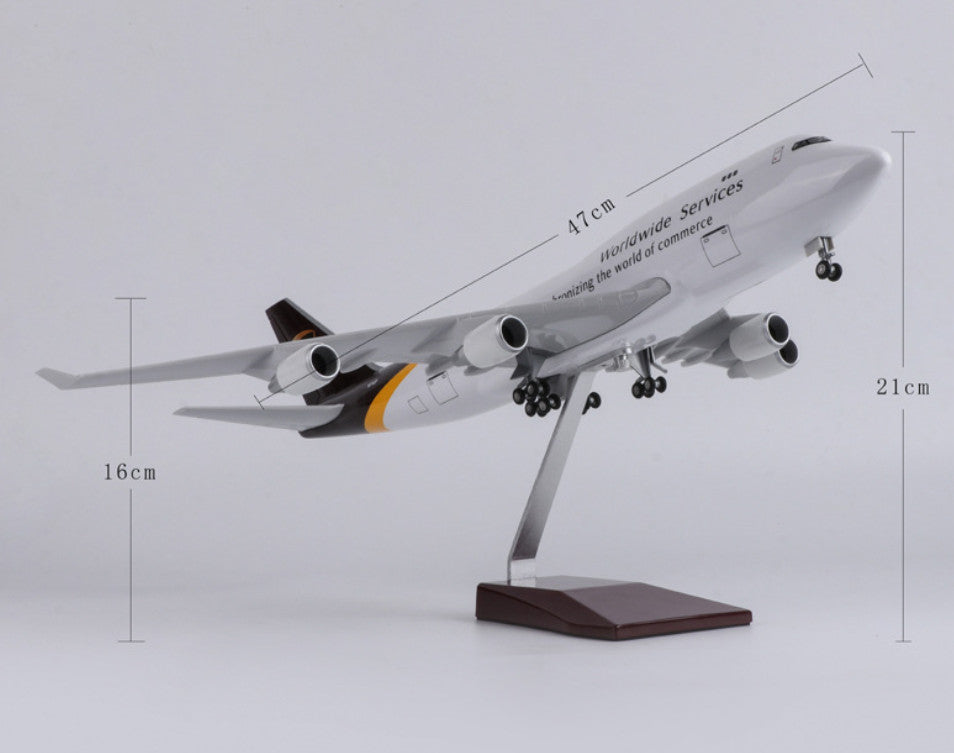1:150 47CM UPS BOEING 747-400 Aeroplane Landing Gear Resin Aircraft Plane Model
