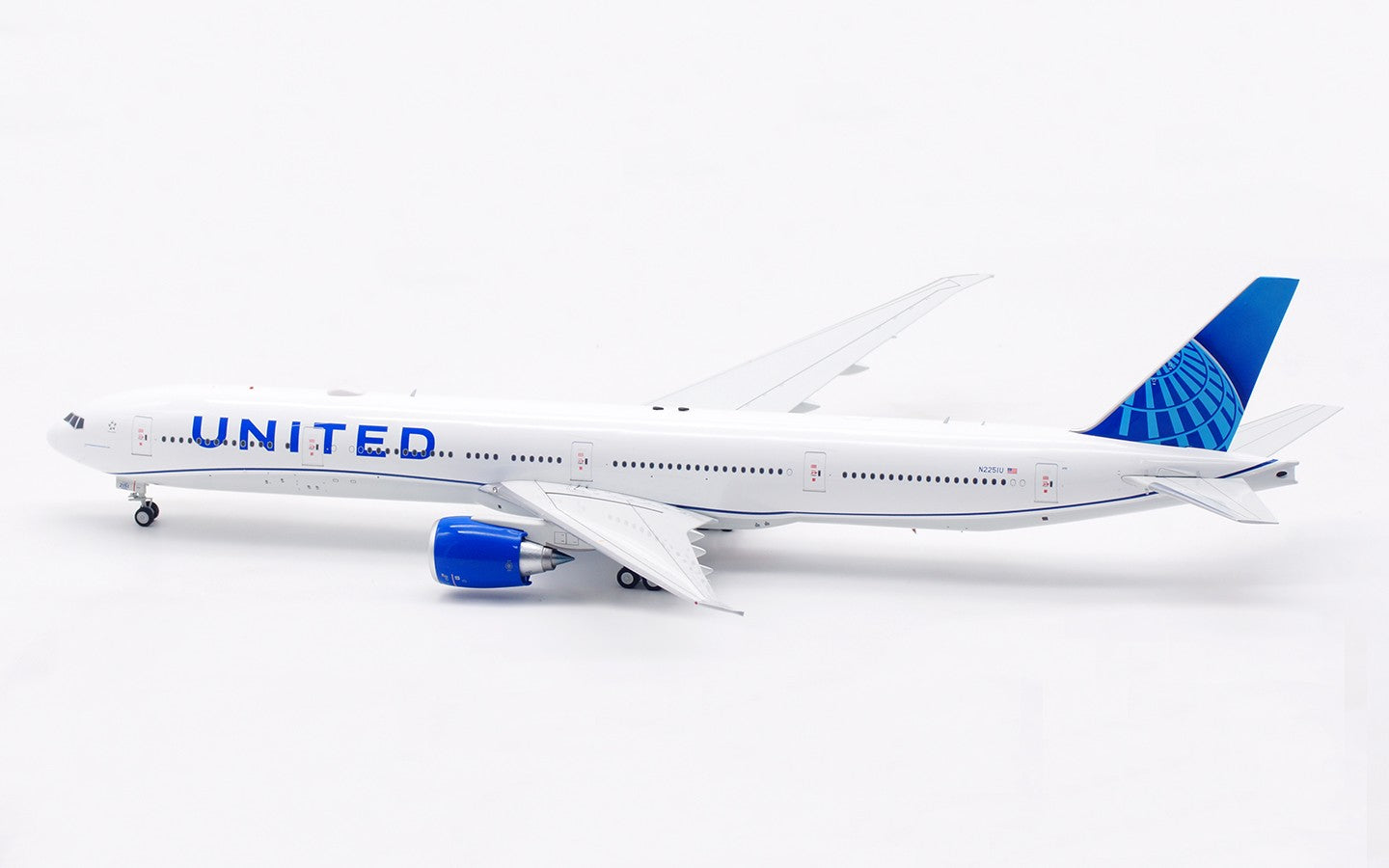 1:200 InFlight United Airlines B777-300 N2251U Airplane Diecast Aircraft Model