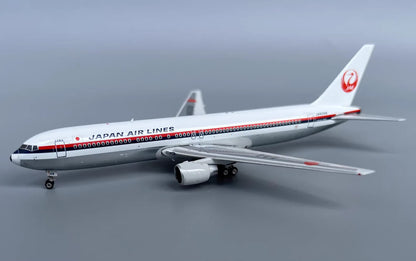 1:400 Phoenix JAPAN AIRLINES BOEING 767-300ER Passenger Airplane Diecast Model