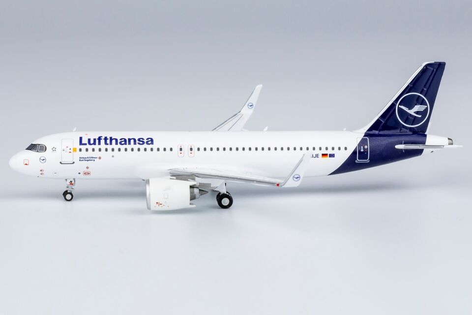 1:400 NG Model Lufthansa AIRBUS A320neo Passenger Plane Diecast Aircraft Model