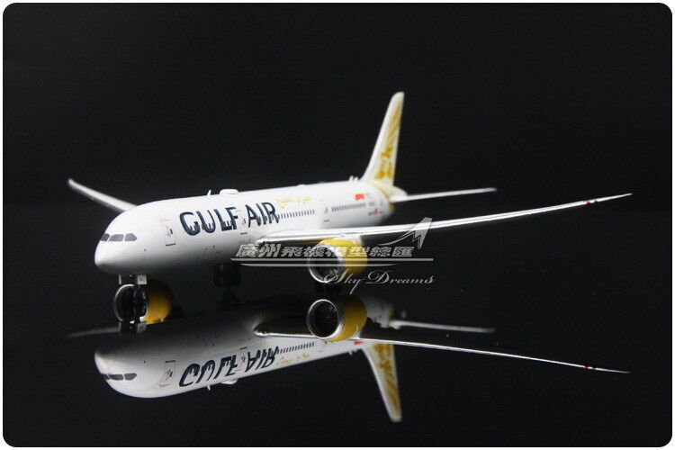 1:400 Phoenix GULF AIR BOEING 787-9 Passenger Airplane Diecast Aircraft Model