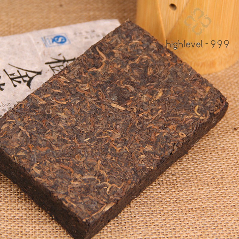 250g Ripe Pu'er Tea Brick Yunnan Mengku Ancient Tree Golden Bud Leaf Tea