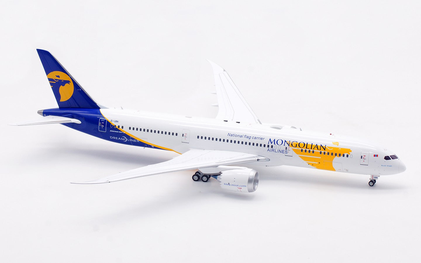 1:200 InFlight Mongolian Airlines Boeing 787-9 Airplane Diecast Aircraft Model