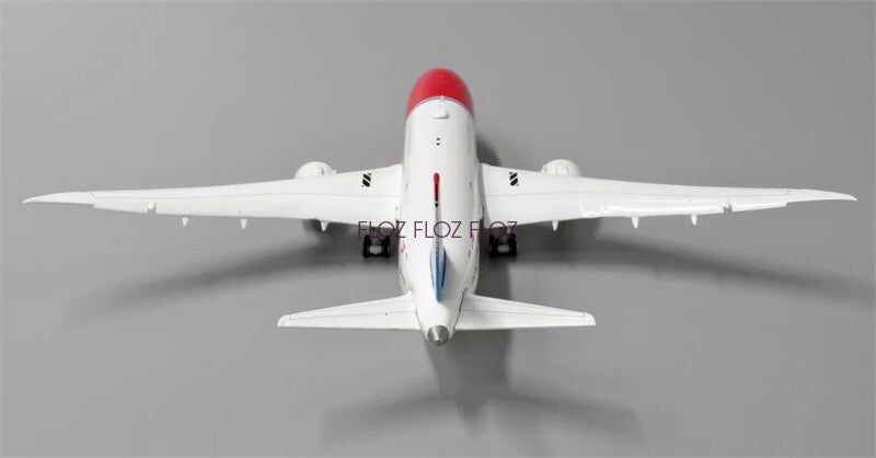 JC Wings Norwegian Air Shuttle for Boeing 787-9 G-CKLZ Flaps down 1:400 model