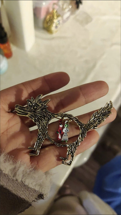 Vintage Wolf Hollow Brooch Cartoon Pendant Unisex Suit Lapel Pin Metal Jewelry