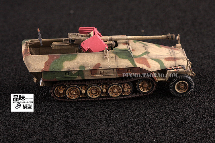 Dragon 1/72 German Sd.kfz.251 Half-Tracked Anti-tank Gun Vehicle Model D Tank