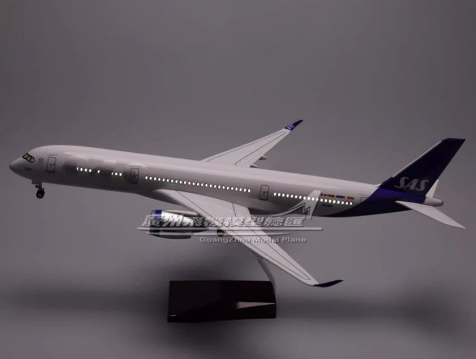 47CM SAS AIRBUS A350 Airplane Led Sound-controlled Light Resin Aircraft Model