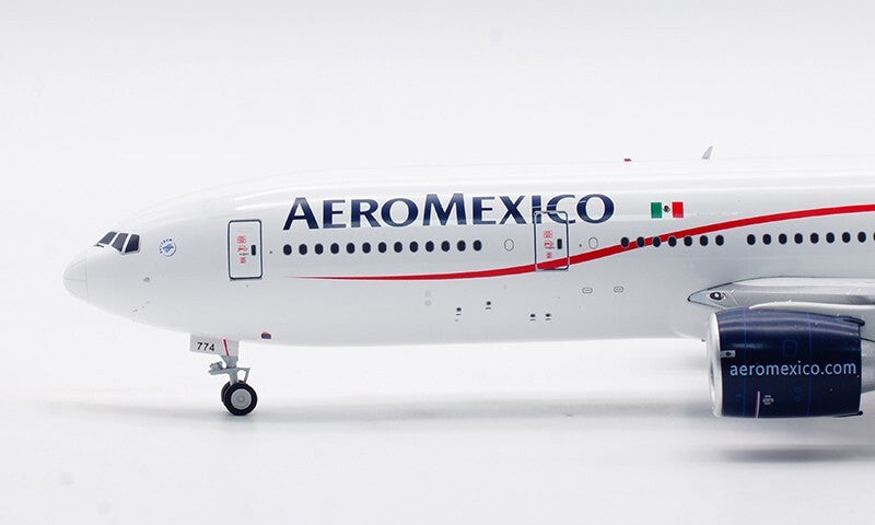 1:200 32CM InFlight AEROMEXICO BOEING 777-200ER Passenger Airplane Diecast Model