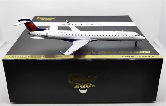 Geminijets for DELTA for BOMBARDIER CRJ900 N821SK 1/200 Aircraft Pre-built Model