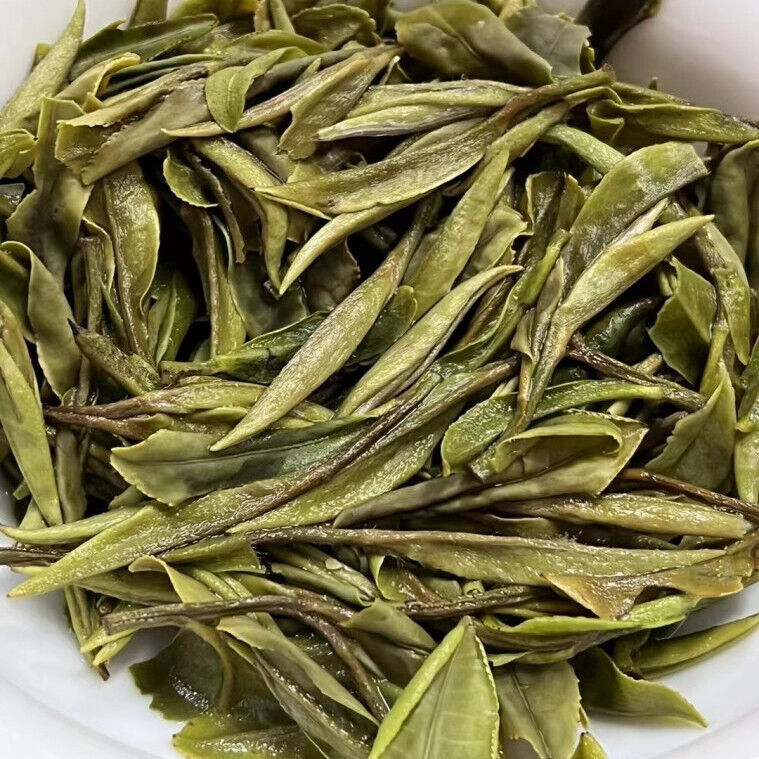 White Peony Fujian White Tea Cake Old Tree Tea Leaves New Tea 300g