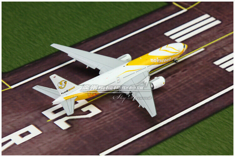 1:400 JC Wings Nokscoot BOEING 777-200ER Passenger Plane Flap Down Diecast Model