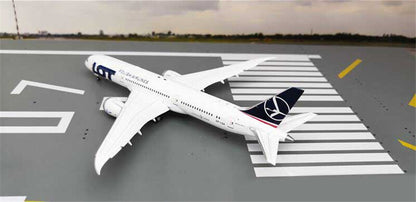JC Wings Polish Airlines LOT For Boeing B787-9 SP-LSA Flaps Down 1/400 Model