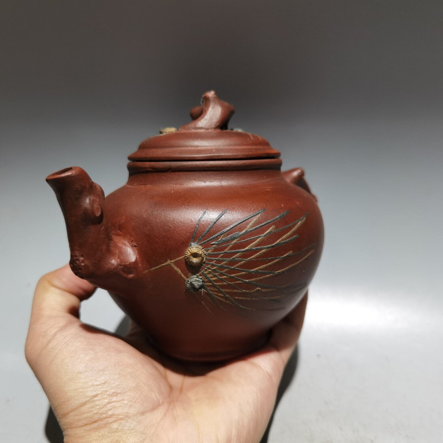 Chinese Yixing Zisha Clay Handmade Exquisite Teapot（报春壶 低款：汪寅仙）