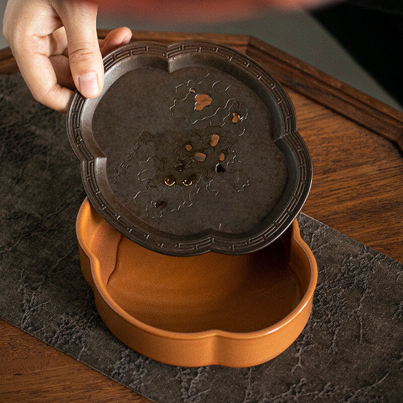 Antique Style Ceramic Tea Plate Water Reservoir Tea Tray Metal Holder For Teapot