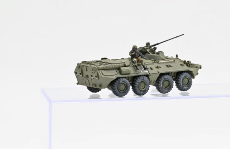 Sanrong 1/72 BTR80A with 1 man Finished Military Tank Model 72303 Russo-Ukrainia