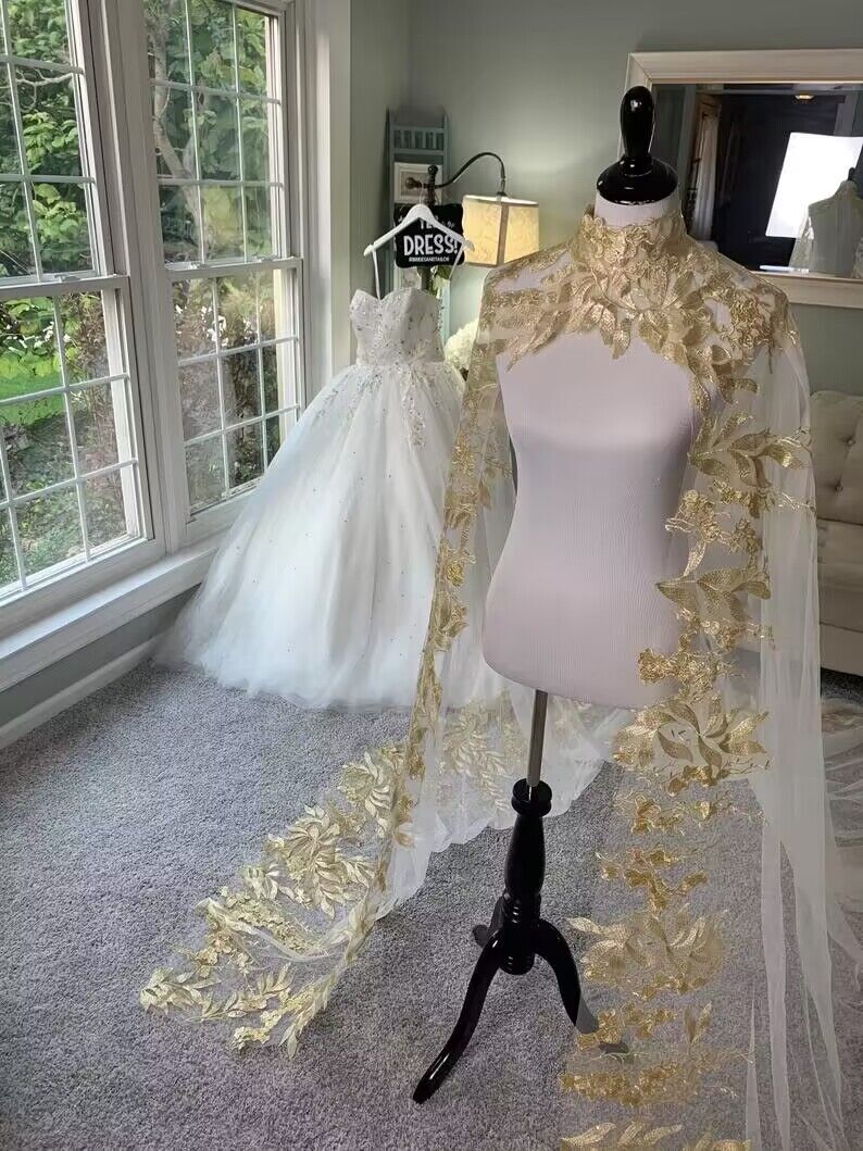 Gold Appliques Lace Wedding Capes Bridal Cloaks High Neck 3 M Wedding Shawl Cape