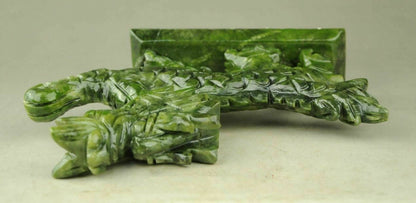 Exquisite Natural Jade Handmade Hand-carved Dragon Statues