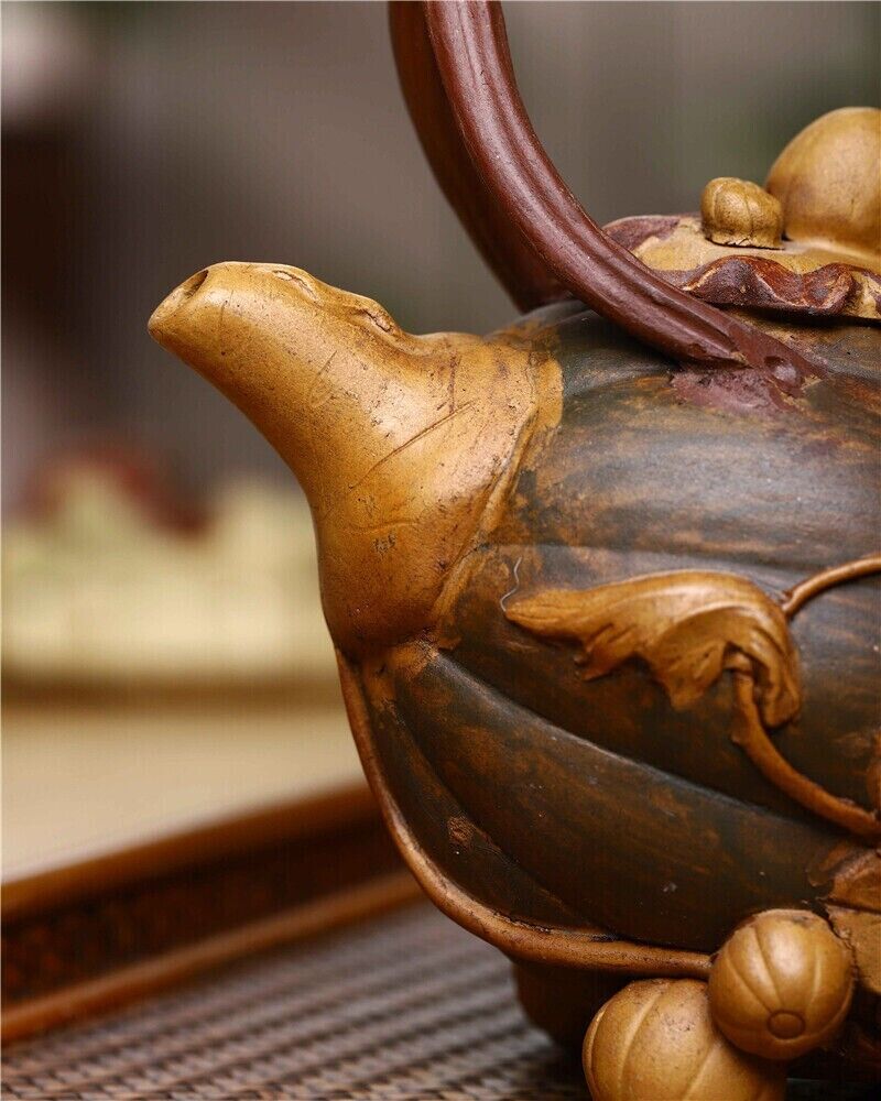 Chinese Yixing Zisha Clay Handmade Exquisite Teapot（南瓜提梁 作者：汪寅仙）