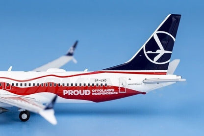 1:400 JC Wings LOT BOEING 737 MAX 8 Passenger Airplane Diecast Aircraft Model
