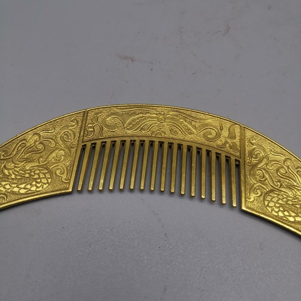 Vintage Brass Dragon Comb Crescent Shape Double Dragon Chinese Hair Tool Prop