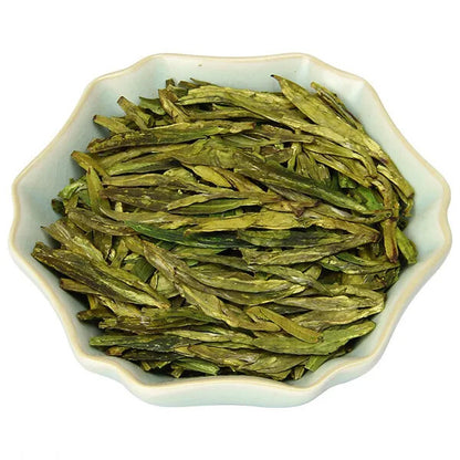 China Hangzhou Longjing Green Tea Leaves High Quality Organic Green Tea 250g