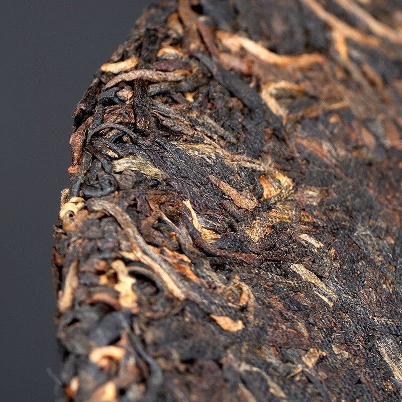 2010 CHI TSE Raw Puer Tea Iron Cake T8653 XiaGuan Tuocha Ancient Tree Pu'er 357g