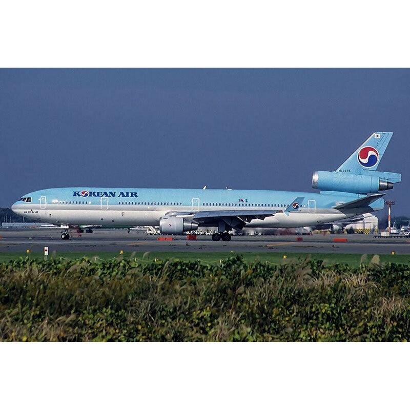 1:400 Phoenix KOREAN AIR McDonnell Douglas MD-11 Airplane Diecast Aircraft Model