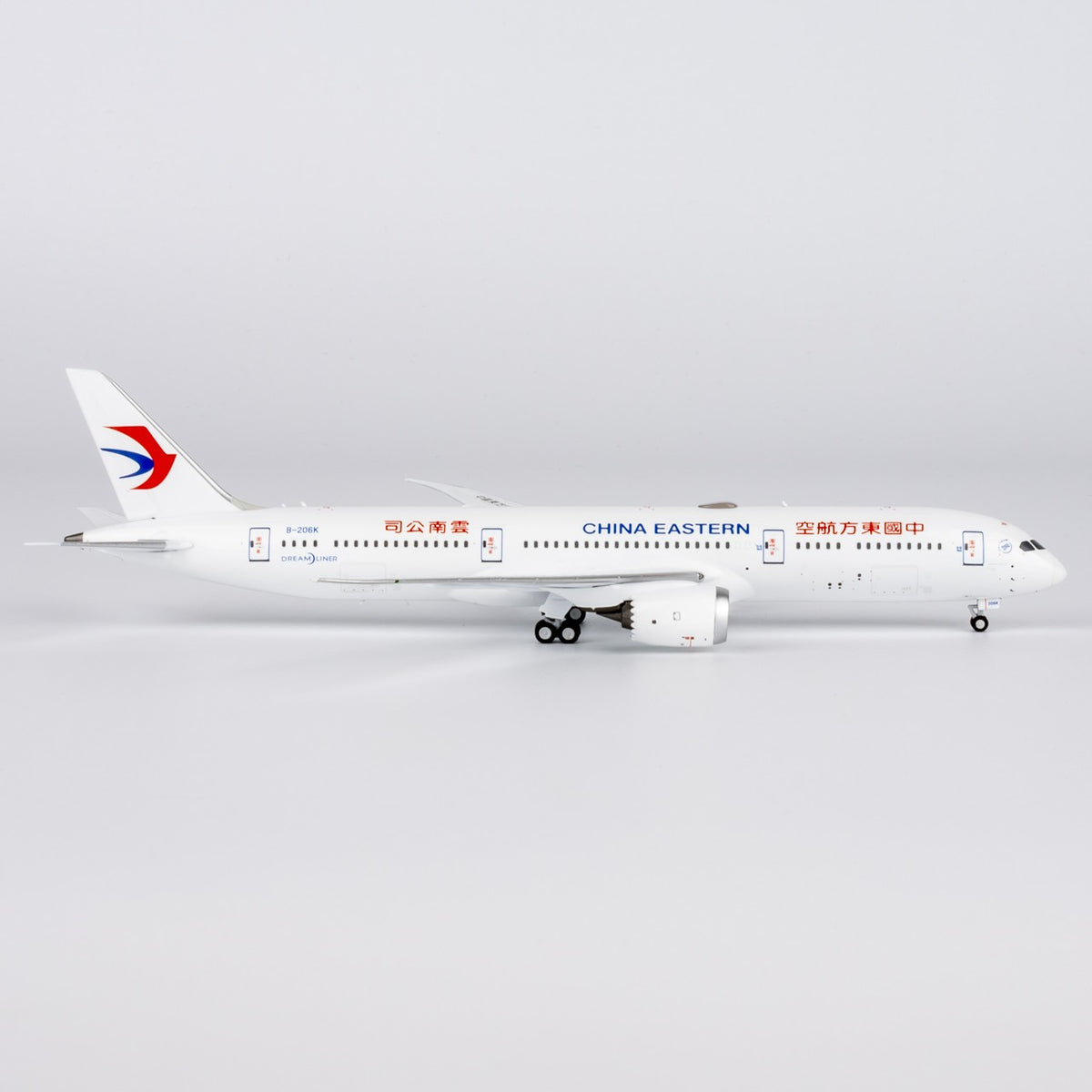 1:400 NGmodels China Eastern Boeing 787-9 Passenger Airplane Diecast Plane Model