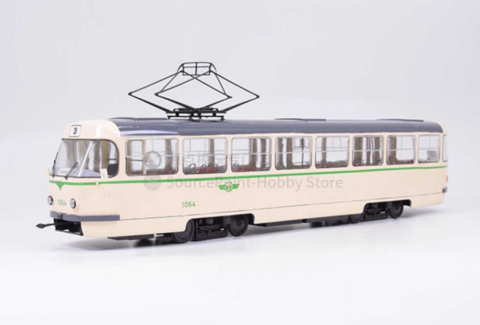 1:43 PremiumClassixxs Magdeburg GDR TATRA-T4D Tram Passenger Car Diecast Model