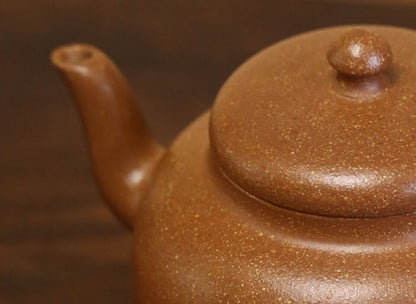 180cc Handmade Purple Sand Tea Pot in Yixing, China Jiangbaoni Gaoshi Hu Gongfu Tea Pot-