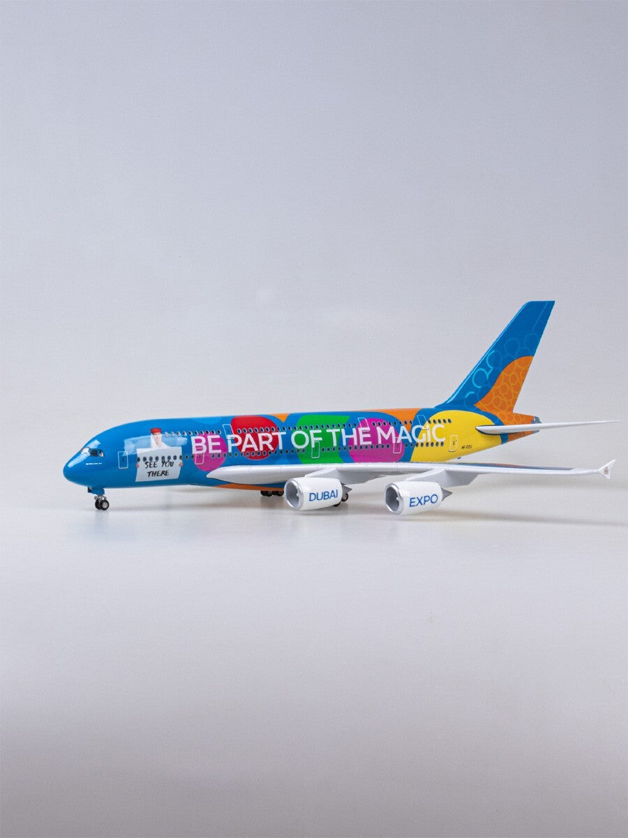 1:160 Dubai Model Airlines Airbus A380 Resin Airplane Display Model 47CM w/ Lamp