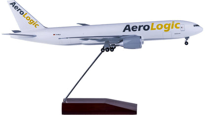 1:200 32CM Hogan AeroLogic BOEING 777-200F Airfreighter ABS Plastic Plane Model