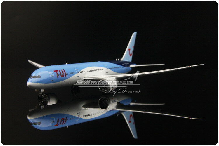 1:400 Phoenix TUI BOEING 787-9 Passenger Airplane Diecast Aircraft Plane Model