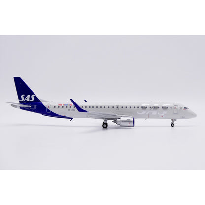 1:200 JC Wings SAS Embraer ERJ-195LR SE-RSL Airplane Diecast Aircraft Model