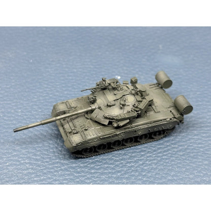 1/144 Russian T-80UM2 Main Battle Tank Painted Finished Model