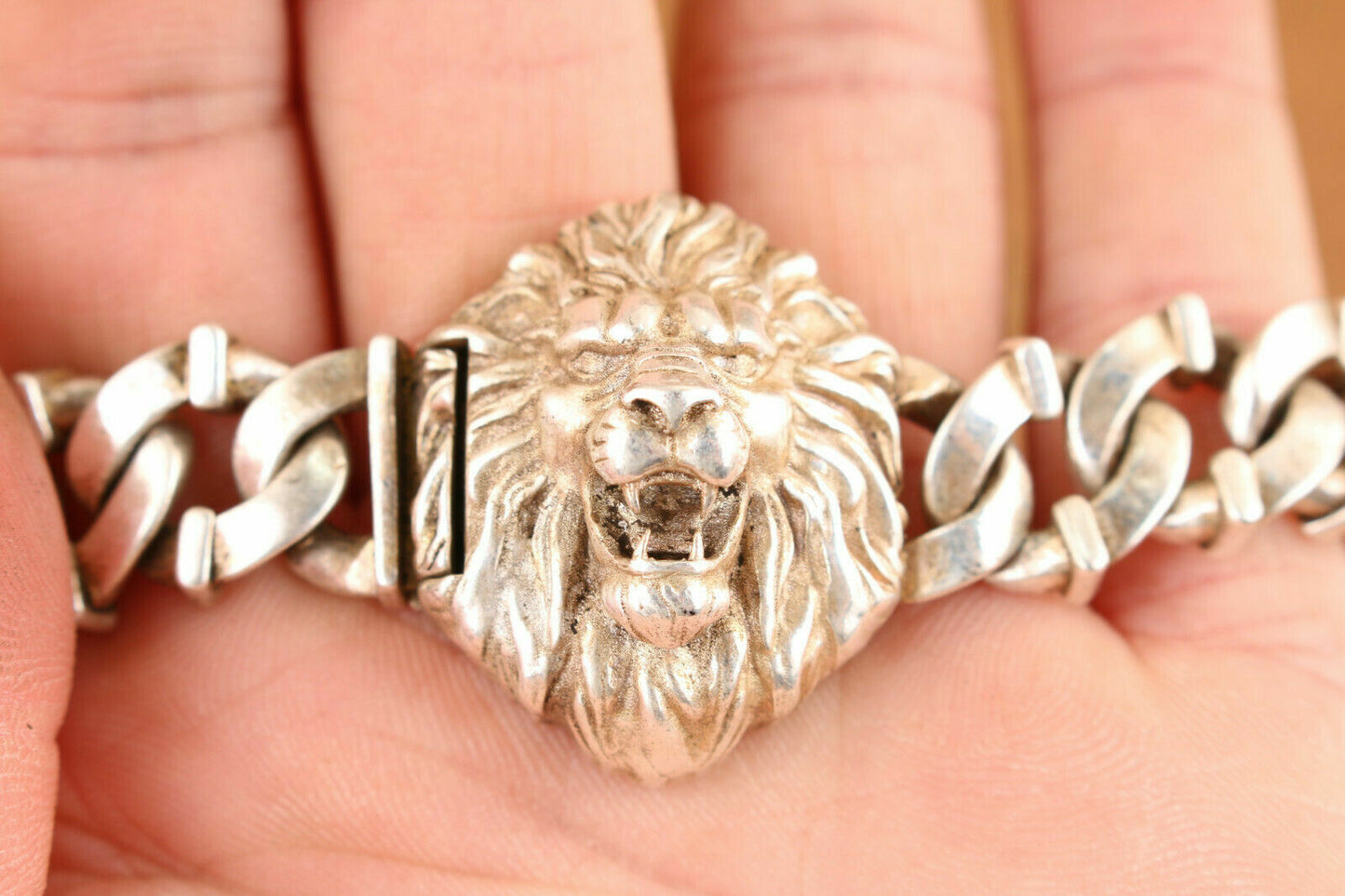 chinese miao silver hand cast Lion leo statue bracelet jewel gift