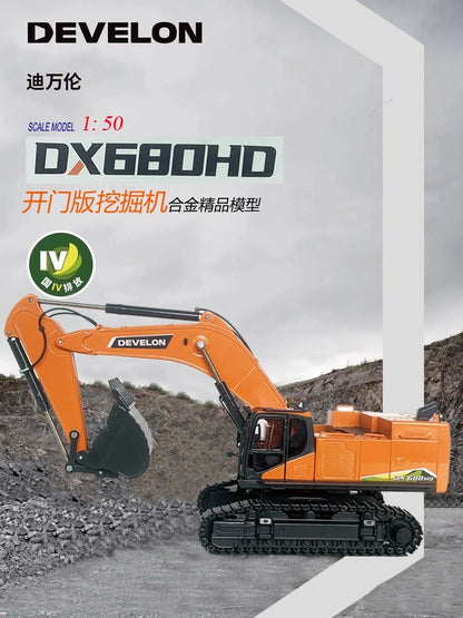 1:50 DEVELON DX680HD Crawler Excavator Construction Machine Diecast Model