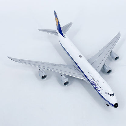 1:400 NGmodels Lufthansa B747-8 D-ABYM Passenger Airplane Diecast Model