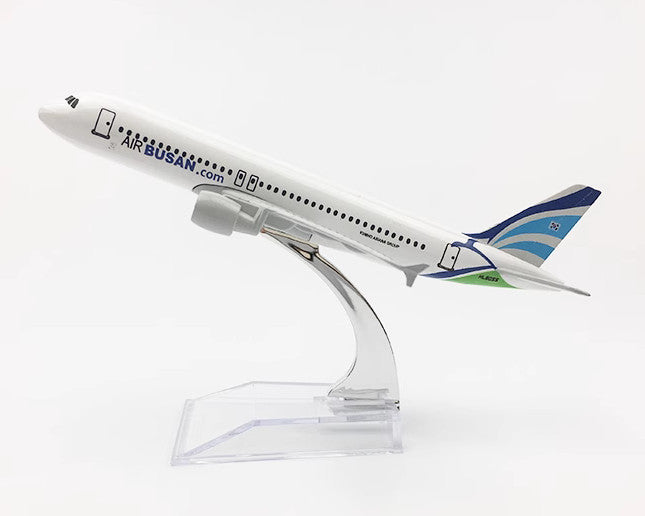 16CM AIR BUSAN AIRBUS A320 Passenger Aircraft Aeroplane Diecast Airplane Model
