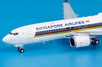 1:400 JC Wings SINGAPORE AIRLINES BOEING 737 MAX 8 Passenger Plane Diecast Model