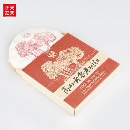 2017 Xiaguan Tuocha 高山多云老树红 200 克大红茶-