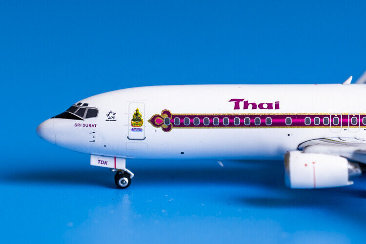 1:400 Phoenix Thai Airways BOEING 737-400 Passenger Airplane Diecast Plane Model