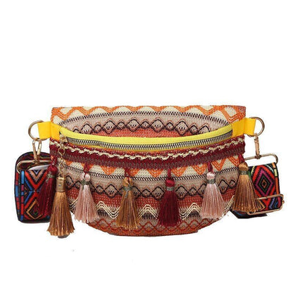 Lady Saddle Bag Retro Tassel Small Bag Wide Shoulder Chest Bag Female Bag