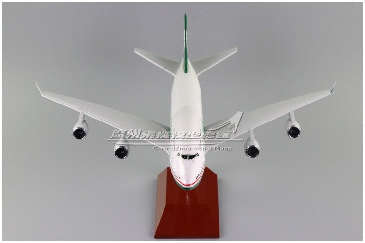 47CM 1:150 EVA AIR BOEING 747-400 B-16403 Passenger Airplane Resin Plane Model