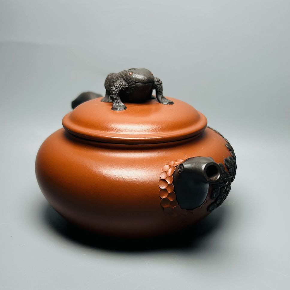 Vintage Chinese Yixing Purple Clay Teapot Zisha Ceremony Ceramic Toad Teaware