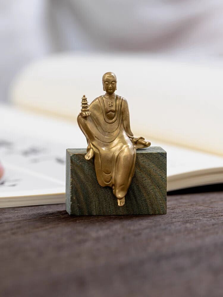 Bronze statue hand-carved Buddha View Yin Bodhisattva decoration -