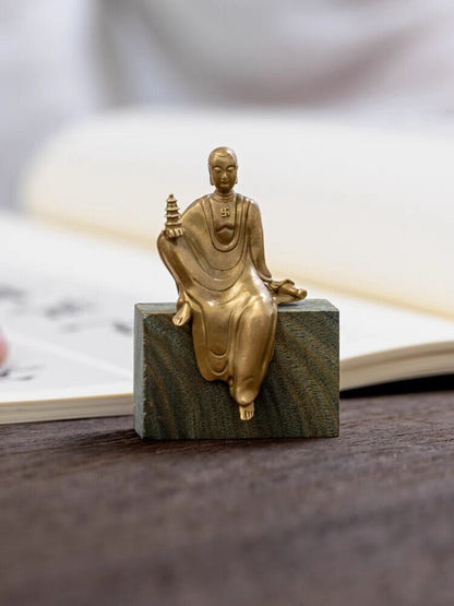 Bronze statue hand-carved Buddha View Yin Bodhisattva decoration -