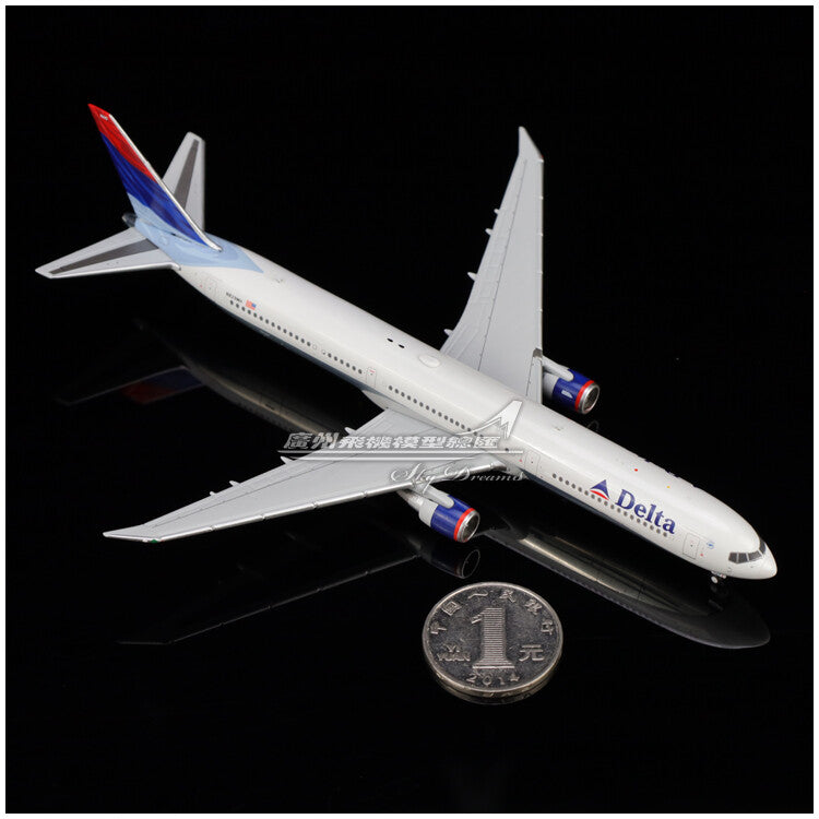 1:400 GeminiJets DELTA BOEING 767-400ER Passenger Airplane Diecast Plane Model