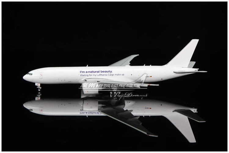 1:400 JC Wings Lufthansa BOEING 777-200LRF Airplane Flap Down Diecast Model