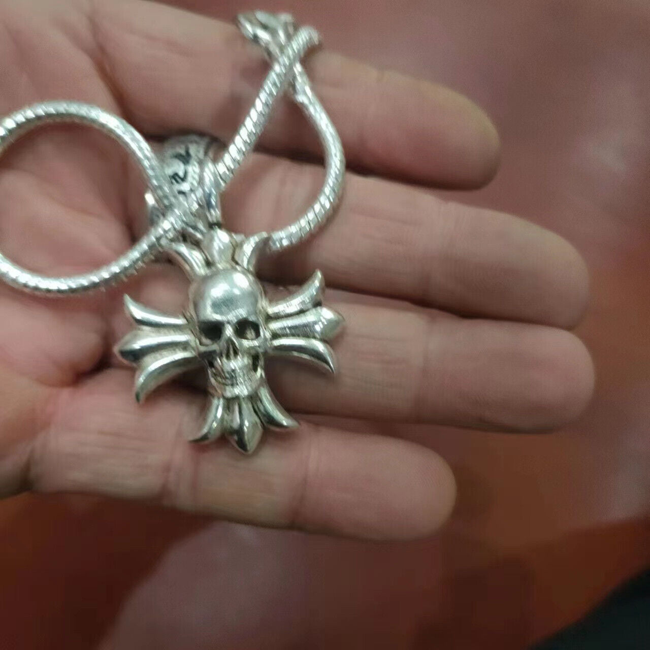 Cool Chinese Old Tibetan Silver Hand Carving necklace pendant Collect